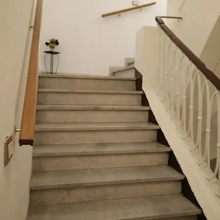 Flat For 2 In Catania, Le Voci Del Mercato Bed & Breakfast Aeroporto di Catania Fontana Rossa