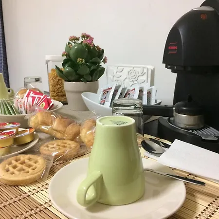 Bed & Breakfast Flat For 2 In Catania, Le Voci Del Mercato