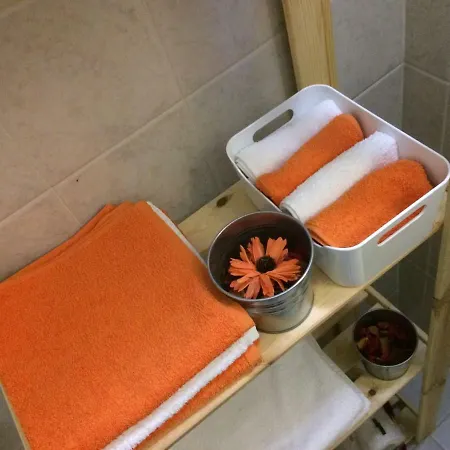 Bed & Breakfast Flat For 2 In Catania, Le Voci Del Mercato *